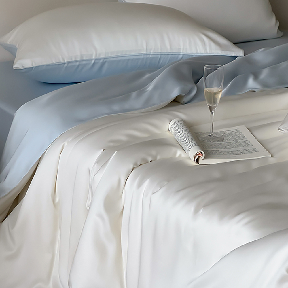 Liv-Esthete 100% Silk Duvet Co - Skincare Skin 1004 ulasan dan harga